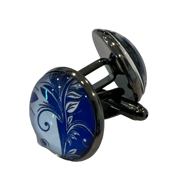 NEW Blue & White Floral Cufflinks on Gunmetal Black Setting - Picture 1 of 1